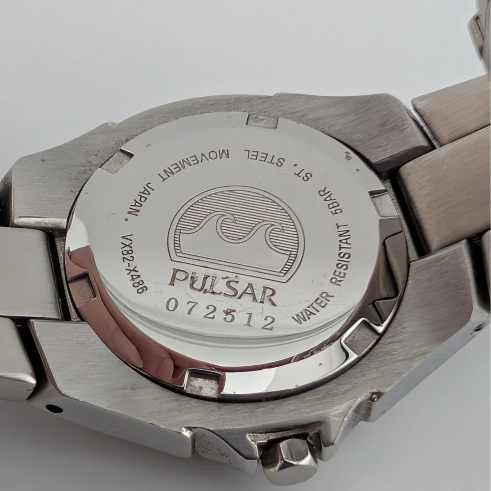 Vintage 2000 Pulsar PXT797 Women's Pinstripe MOP Crystal Bezel Date Watch 28mm